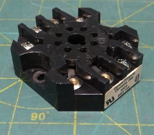Custom Connector Relay Socket RB08 8-Pin 600 V 10 A DPDT Octal Missing 2 Screws  - Picture 1 of 6