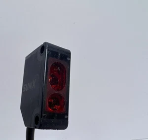 Sunx Panasonic CX-441 Compact Photoelectric Sensor NPN 2-50mm Adjustable Range - Picture 1 of 7