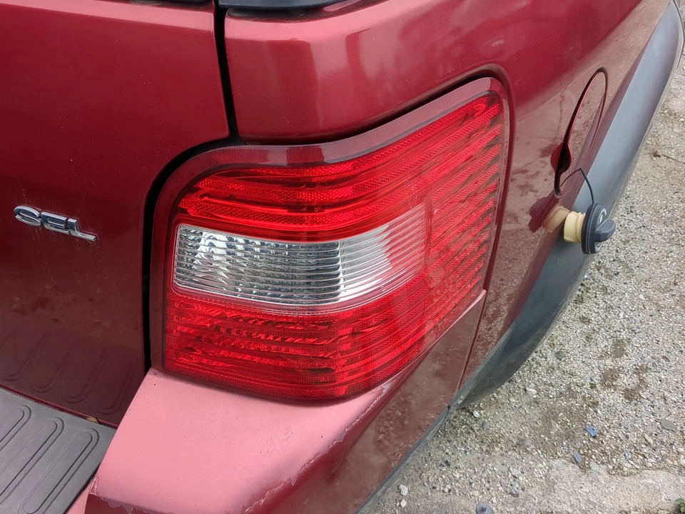 Luz trasera lateral derecha para pasajero Ford Freestyle 2005-2007 OEM Q0H7Q Foto 1 de 1