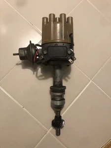 FORD 351c 351m 400 DISTRIBUTOR - Picture 1 of 4