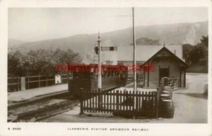 REAL PHOTOGRAPHIC POSTCARD OF LLANBERIS STATION, CAERNARFONSHIRE, WALES KINGSWAY - Picture 1 of 2