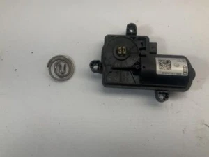 14-24 Porsche Macan Servomotor Electronic Exhaust Actuator Control Valve Q - Picture 1 of 11