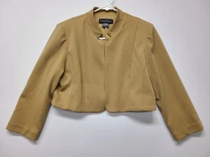 Jessica Howard Women's Jacket Size 10P Long Sleeve Beige Short Length Crop 2G - Picture 1 of 16