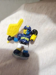 Akedo Ultimate Arcade Warriors Strikeout Classic Action Figure - Picture 1 of 3