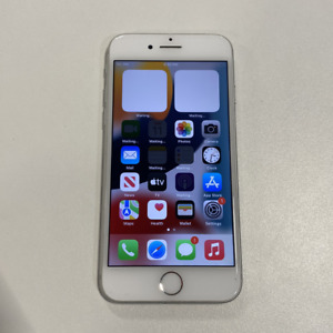 Apple iPhone 7 - 32GB - Silver (Unlocked) (Read Description) DD1152