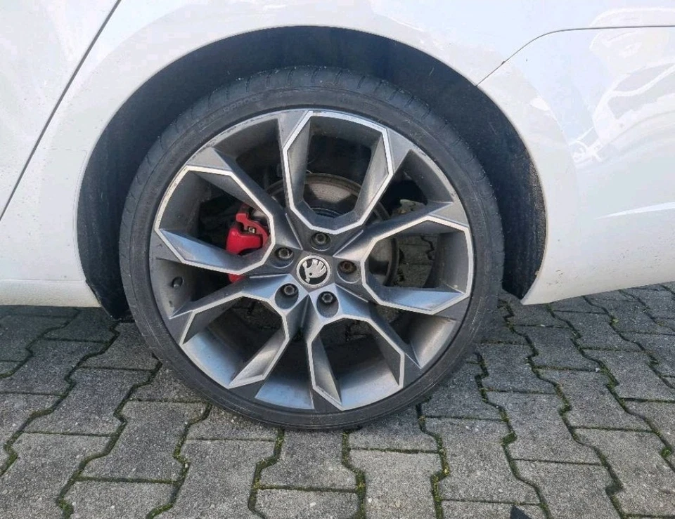 Alufelgen Mit Reifen - Bild 1 von 4