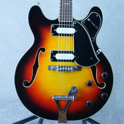 Винтажная электрогитара Univox на заказ с полым корпусом в золотистой отделке с полым корпусом - Изображение 1 из 4