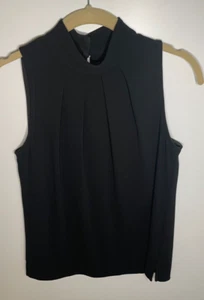 Top negro de cuello falso plisado sin mangas de Trina Turk para mujer XS - Imagen 1 de 6