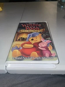 Disney's Winnie The Pooh A Very Merry Pooh Year 2002 VHS Video Tape - Picture 1 of 4