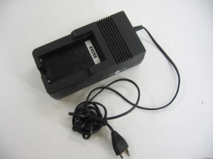 FUENTE DE ALIMENTACIÓN ZEISS CARGADOR LG-9 - Imagen 1 de 2