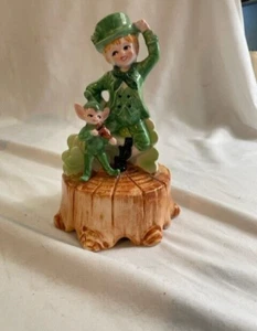 Lefton Irish Leprechaun with Elf Pixie Playing the Fiddle Music Box - Picture 1 of 6