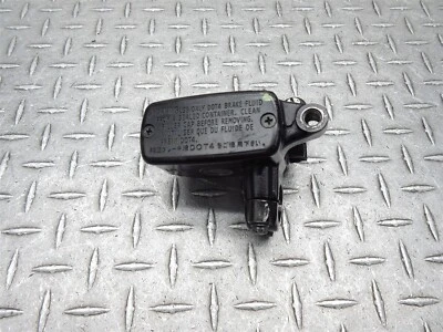 Conjunto de control de bomba de cilindro maestro de freno delantero Honda CB650F CB650 2018 Foto 1 de 4