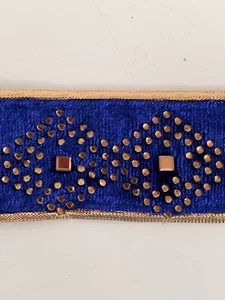 INDIAN PAISLEY BLUE VELVET WITH GOLD CRYSTALS & GOLD EDGE TRIM LACE-ONE MTR - Picture 1 of 5