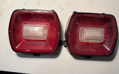 1968 Ford Falcon Taillight Lenses Pair — 第 1/4 张图片