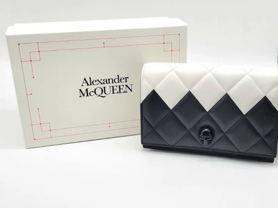New Alexander McQueen 613088 Colorblock Quilted Leather Mini Skull Crossbody Bag - Image 1 of 4