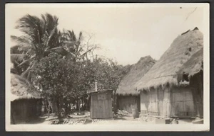 Postcard Panama view of A Tropical Village early RP - Picture 1 of 2