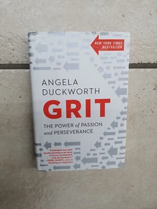 Grit, The Power of Passion and Perseverance by Angela Duckworth - Picture 1 of 3