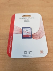 Dane-Elec 8 GB SDHC Class 4 Card - Picture 1 of 2
