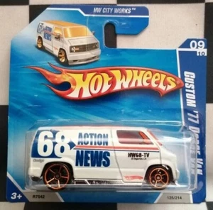 2010 Hot Wheels Custom 77 Dodge Van HW City Works Short Card 125/214 #09/10 - Picture 1 of 8