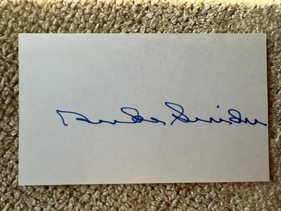 Duke Snider Dodgers Signed Index Card Autograph HOF - Auto Guaranteed d.2011 - Image 1 of 2