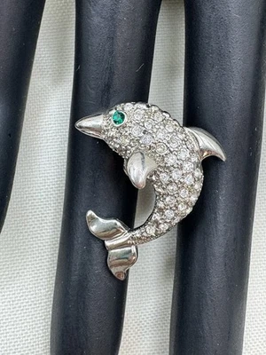 Винтажная брошь на лацкан дельфина Ландау сверкающие стразы покрытие родием 1 дюйм - Изображение 1 из 4