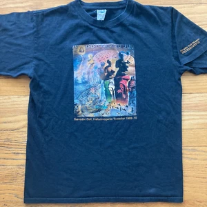 VINTAGE 2007 SALVADOR DALI THE HALLUCINOGENIC TOREADOR MUSEUM T-SHIRT Y2K vtg - Picture 1 of 6