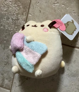 Pusheen Squisheen Gund Yellow Holding Star NWT Claire’s Exclusive - Picture 1 of 2