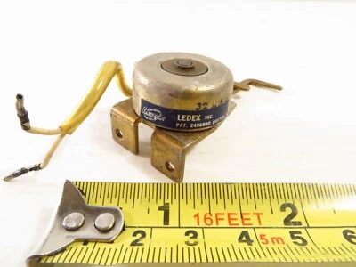 Ledex Rotary Solenoid, 32-AWG-B, Made In USA, Used - Image 1 of 4