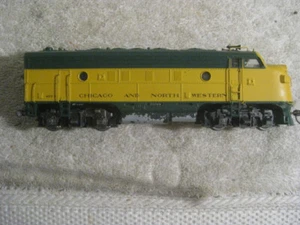 HO Athearn Chicago & NW #4072 F7A Diesellok - getestet - Bild 1 von 6