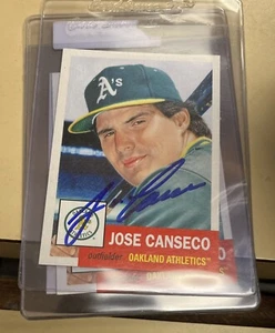 2020 Topps Living Jose Canseco #375 AUTO Oakland A’s CENTERED BEAUTY AUTOGRAPHED - Picture 1 of 2