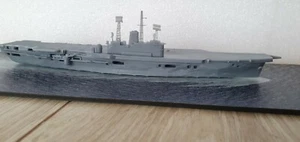 HMS Ark Royal (R09) 1/1200 aircraft carrier waterline model ship kit - Picture 1 of 12