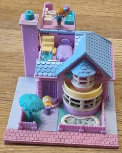 Polly Pocket Vintage Erkerhaus 1993 + Figuren  - Bild 1 von 12