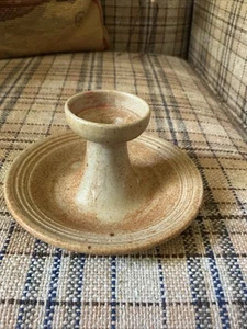 Taubenschmiede Keramik Kerzenhalter mit Schalenfuß - signiert A. Huskey - Bild 1 von 3