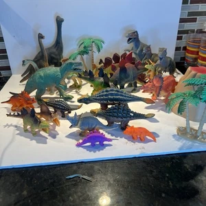 Dinosaurier Spielzeug Lot Vintage 2009 EUC - Bild 1 von 8
