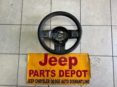 Jeep Wrangler JK JKU 2011-2018 volante goma negra OEM 1QK85DX9AK Foto 1 de 4