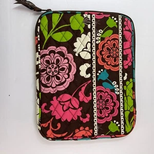 Vera Bradley Quilted Zippered iPad/Kindle Case/Sleeve LOLA pattern. 6 x 8. NWOT - Picture 1 of 7