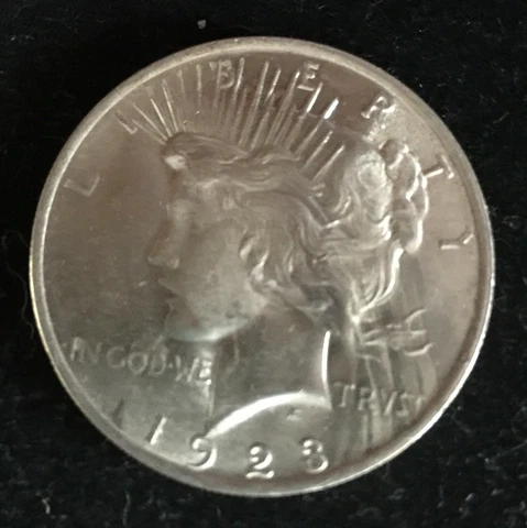 Error 1923 Peace dollar  (#10748) Nice BU. Some as made planchet issues and die Cover