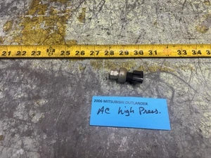 03-06 OUTLANDER  HVAC AC High Pressure Switch - Picture 1 of 15