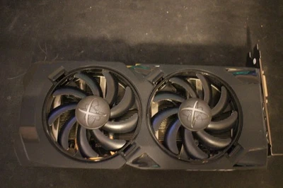 Tarjeta de gráficos XFX AMD Radeon RX 480 GDDR5 8 GB  Foto 1 de 2