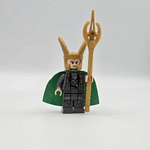Lego Loki Avengers with gold staff minifigure 6868 6867 6869 - Picture 1 of 3