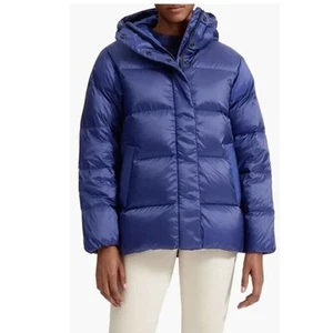 Chaqueta con Capucha Everlane Re:Down Puff Resistente al Agua Pequeña en Azul Cobalto $168 - Imagen 1 de 5
