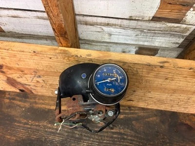 Honda MT125 Speedometer Speedo Gauge  MT 125 - Image 1 of 4
