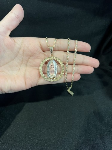 Medaglia ciondolo vergine uomo donna tricolore placca oro e catenina Valentino