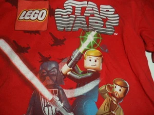 Camisa Star Wars Boy's Lego Roja y Negra Mangas Largas Mediana 5/6 - Imagen 1 de 4