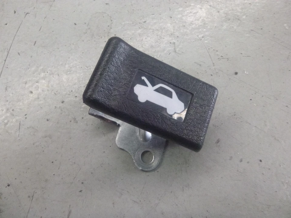 Honda S2000 AP1 Bonnet Hood Release Lever - Image 1 of 1
