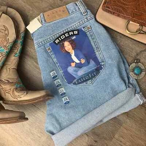 Riders Cuffed Light Wash Shorts - Picture 1 of 5