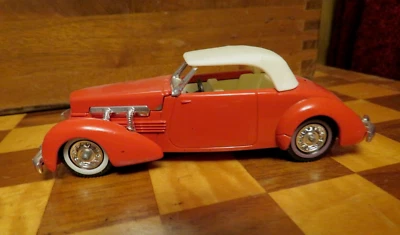 Coche diecast Lesney Matchbox 1937 Cord 812 Phaeton convertible supercargador Foto 1 de 4
