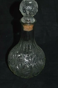 VINTAGE 9-3/4" tall Glass  Decanter with topper (3,4) - Picture 1 of 5