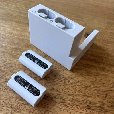 Insignia (2x) Xbox Series S/X Controller Batteries with Charging Station - Image 1 of 4