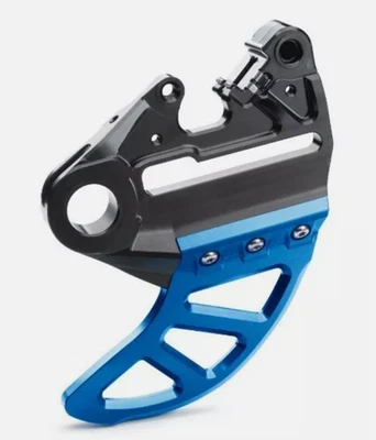 SOPORTE PINZA FRENO TRASERO HUSQVARNA NUEVO OEM CON PROTECTOR DE DISCO A4901397503368 Foto 1 de 4